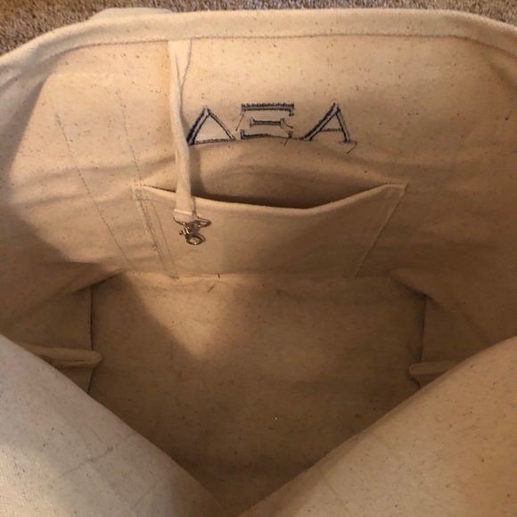 Alpha Xi Delta canvas carry tote - Picture 4 of 6